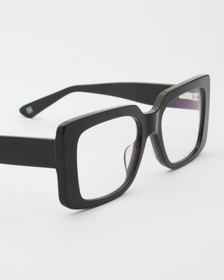 Estrid Black Readers