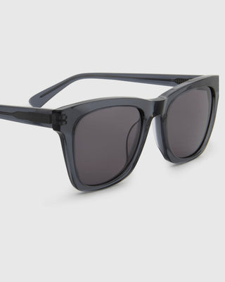 Elin Dark Grey Sonnenbrillen