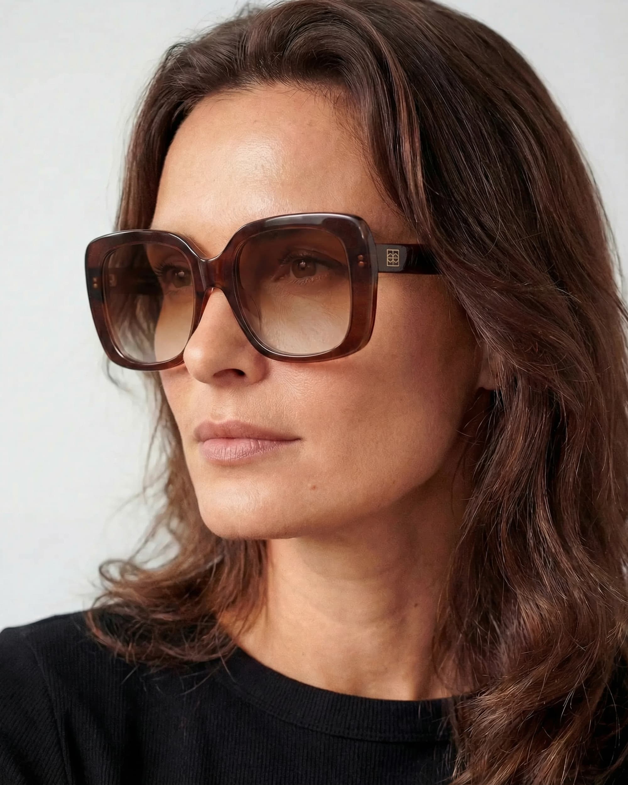 Mio Chocolate Tinted